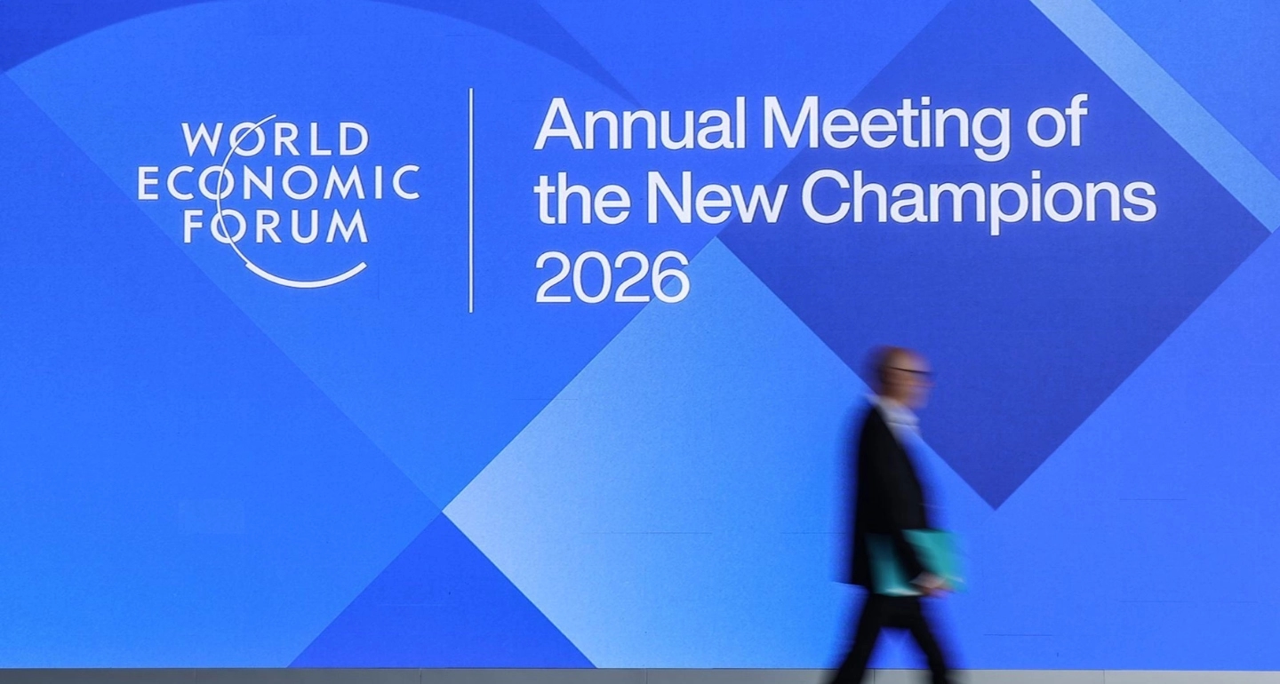 Summer Davos : หลี่เฉียงชี้ 'โอกาสจากจีน 2.0' หนุนธุรกิจโลกโต ความร่วมมือทางนวัตกรรมพาโลกพ้นหล่มชะงักงัน