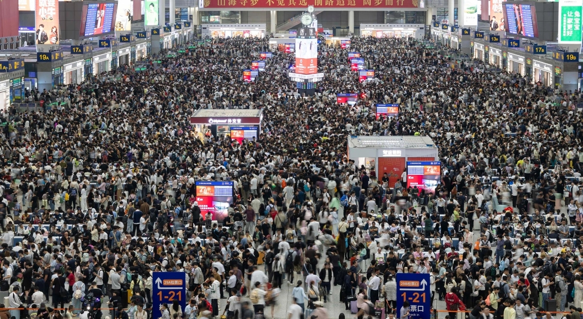 ยอดโดยสารรถไฟหยุดยาว 'วันชาติจีน' วันแรก ทุบสถิติทะลุ 25 ล้านครั้ง