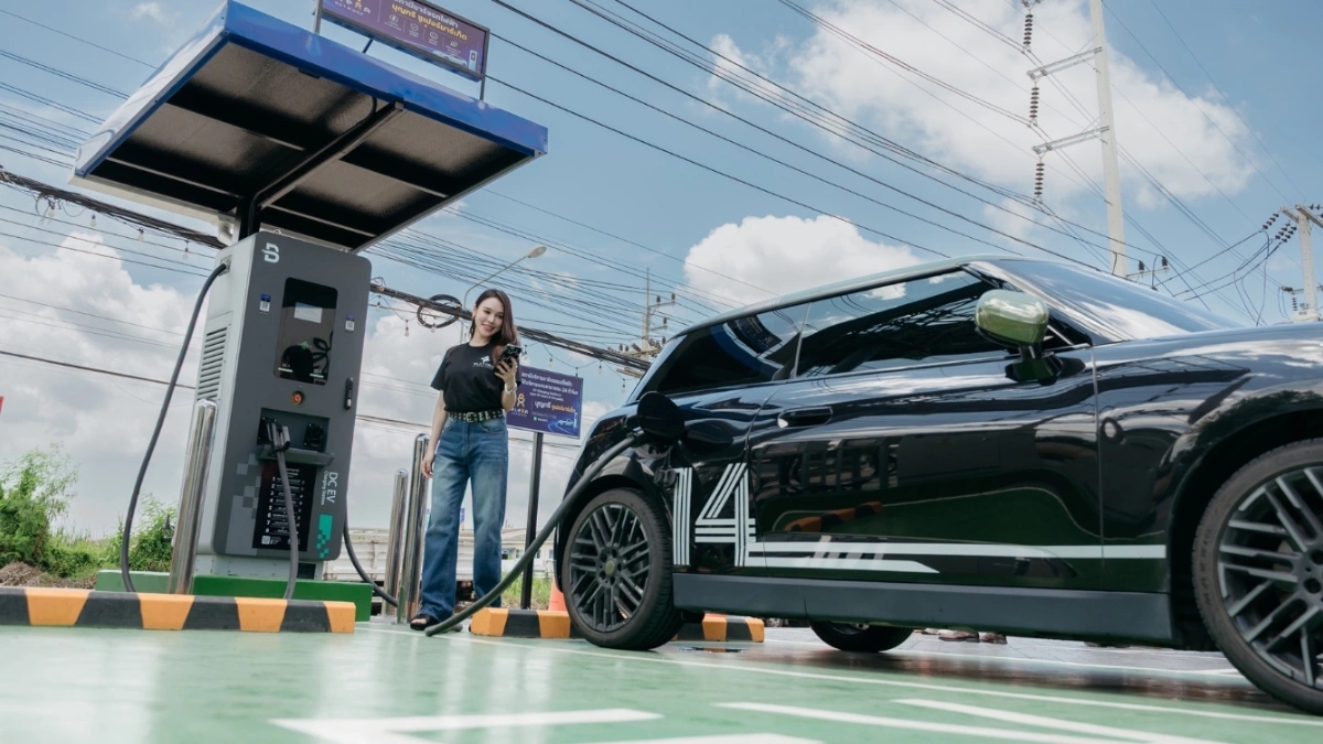 สเลย์ทริกซ์ จับมือ บุญทรีซูเปอร์มาร์เก็ต เปิดสถานีชาร์จ EV แบบ Fast Charge 120 kW รุกขยายโครงข่ายสถานีชาร์จเชิงพาณิชย์ในสมุทรสาคร