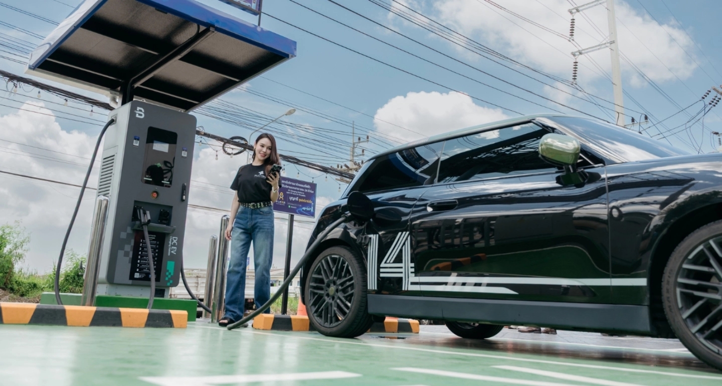 สเลย์ทริกซ์ จับมือ บุญทรีซูเปอร์มาร์เก็ต เปิดสถานีชาร์จ EV แบบ Fast Charge 120 kW รุกขยายโครงข่ายสถานีชาร์จเชิงพาณิชย์ในสมุทรสาคร