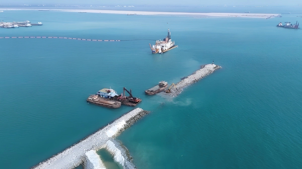แหลมฉบังเฟส 3 ลงทุน 1.14 แสนล้านบาท เพิ่มขีดความสามารถสู่ 18 ล้าน TEU ดันไทยเป็นศูนย์กลางโลจิสติกส์