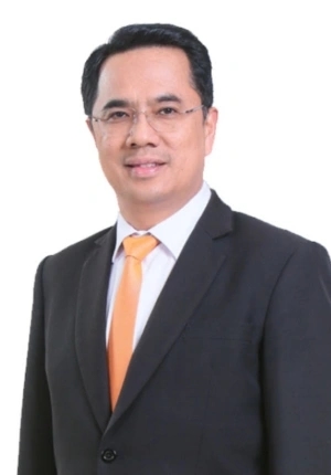 บัณฑูร เศรษฐศิโรตม์